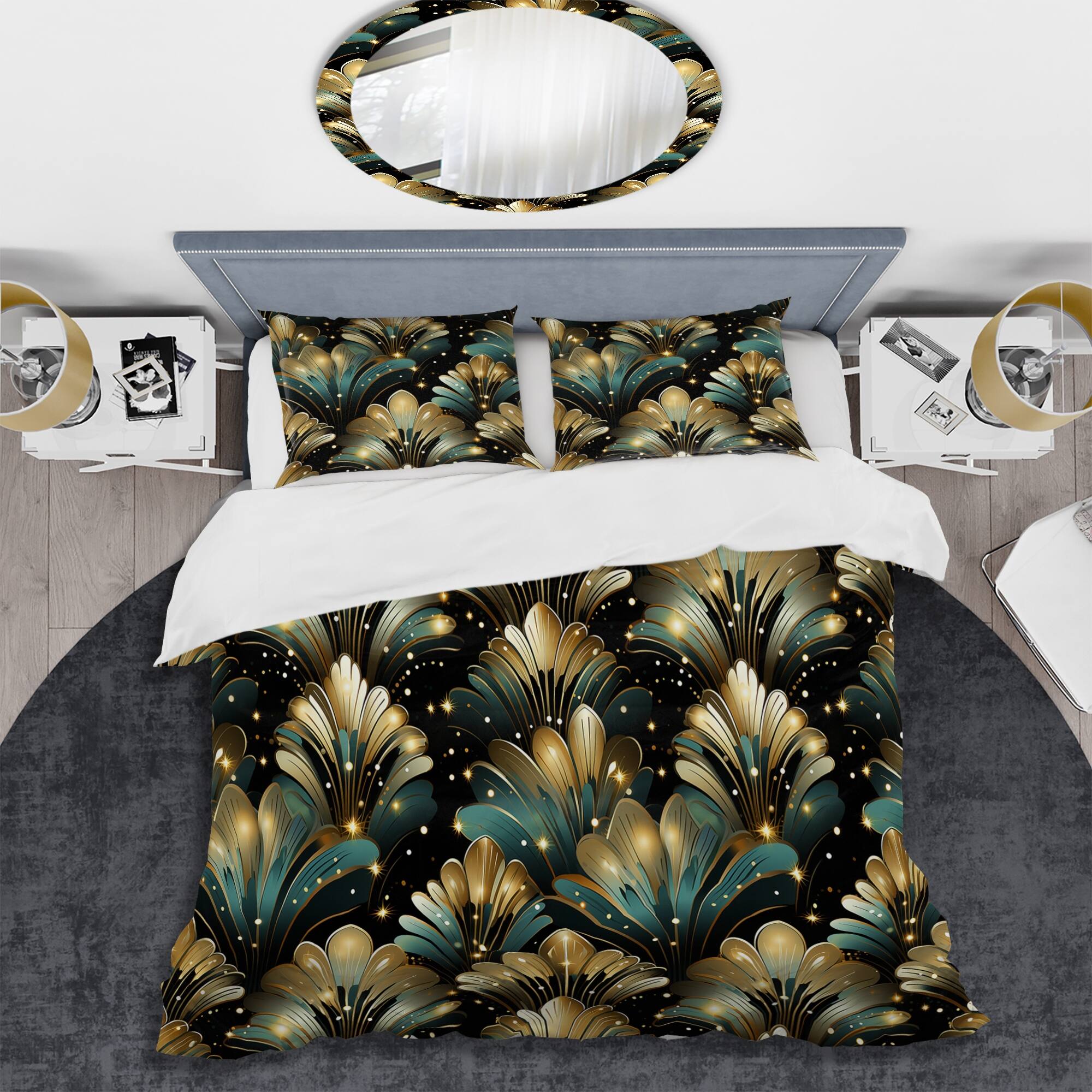 Designart "Rich Gold And Emerald Art Deco Glam Pattern I" Glam Bedding